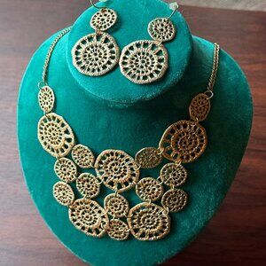 Ionna and Lilly Gold Tone Textured Disc Drama Necklace and Earrings Set